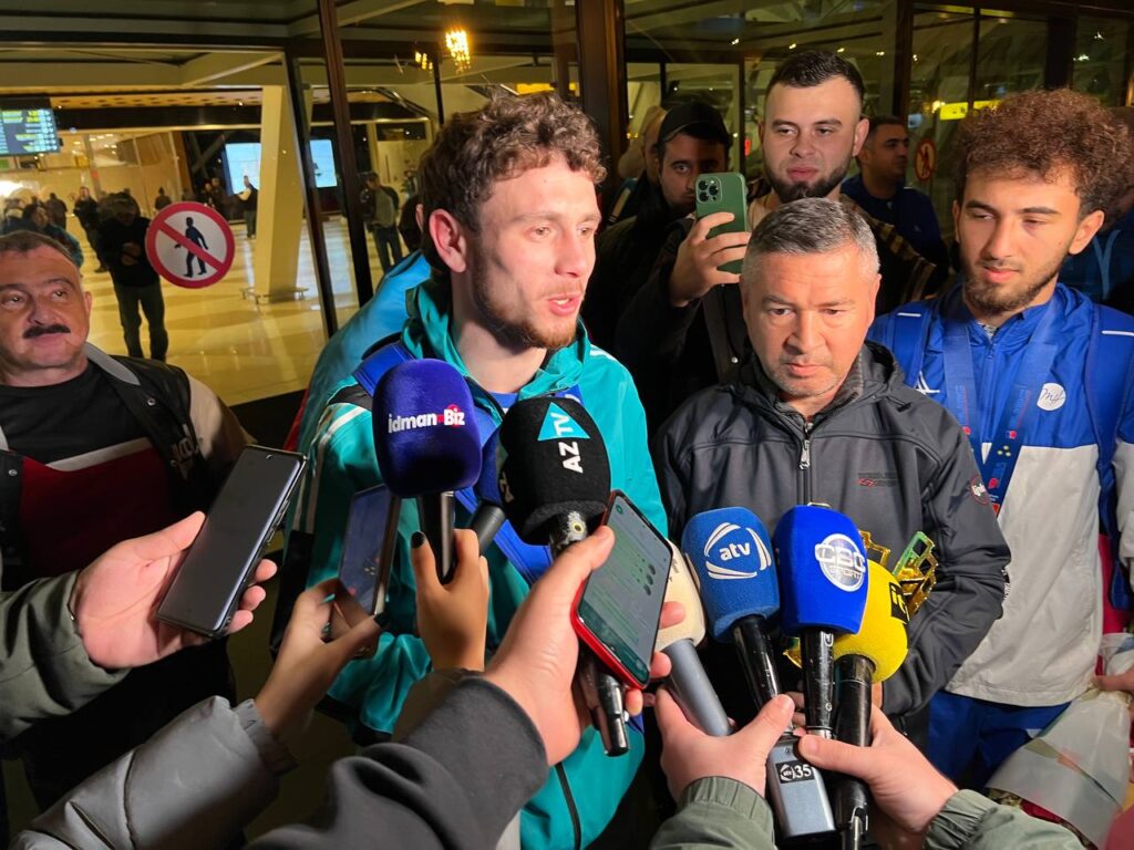 ed114df1-8a8d-4617-af9d-9fde65cfda80